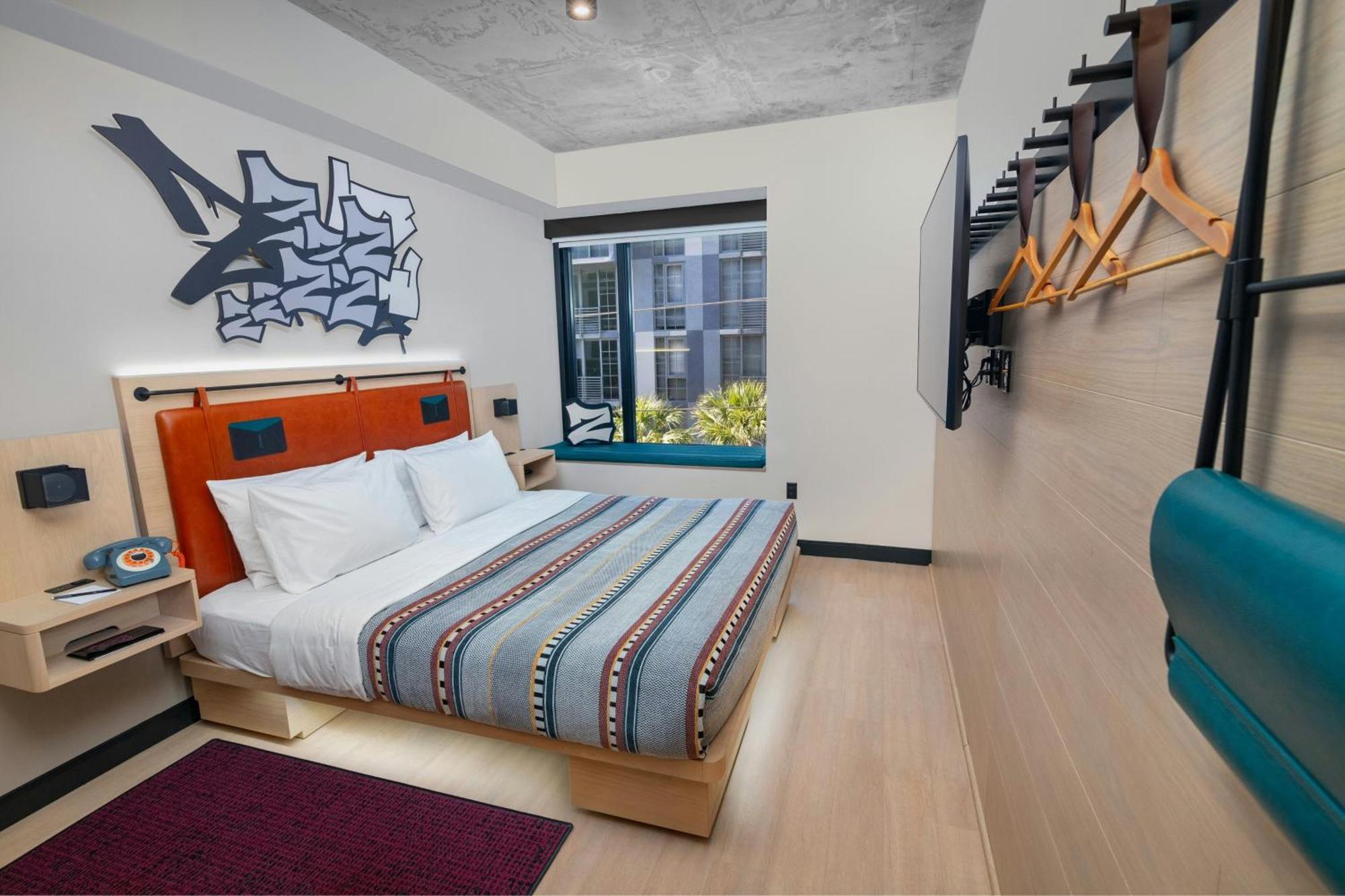 Moxy Miami Wynwood Hotel Exterior photo